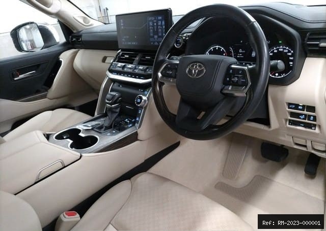 Vehicle photo 3