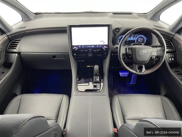 Vehicle photo 12