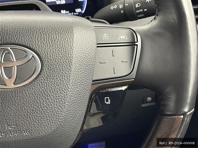 Vehicle photo 20