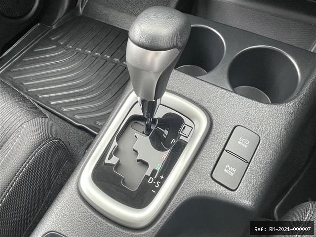 Vehicle photo 21