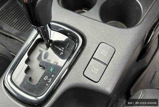 Vehicle photo 18