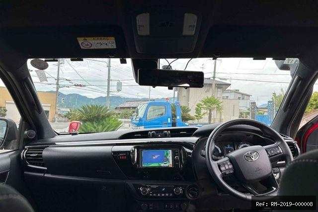 Vehicle photo 15