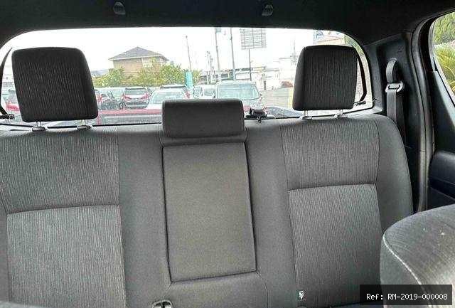 Vehicle photo 12