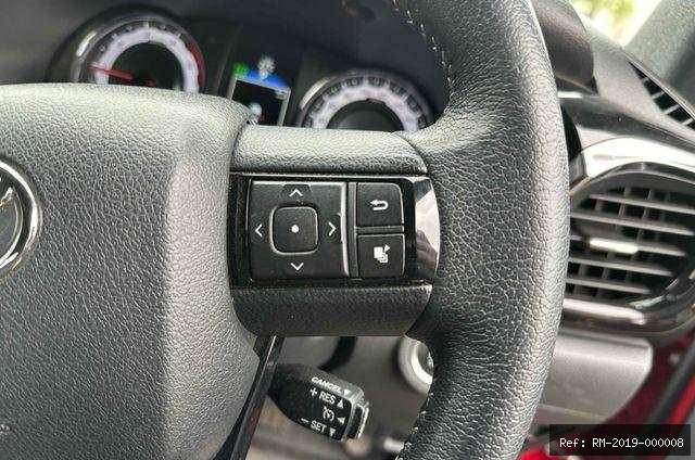 Vehicle photo 20