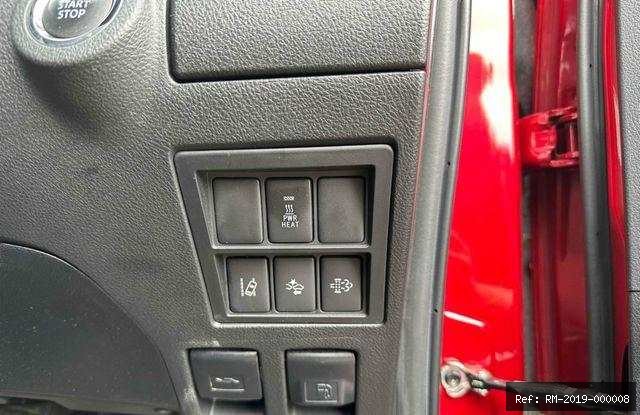 Vehicle photo 24