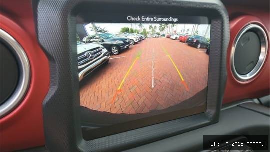 Vehicle photo 19