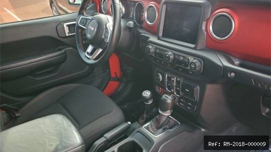 Vehicle photo 23