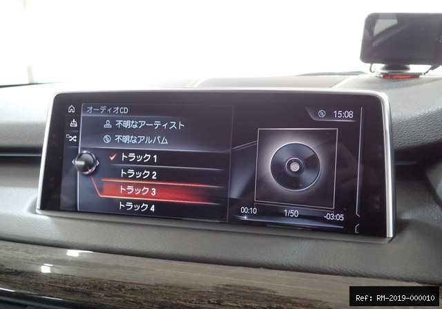Vehicle photo 16