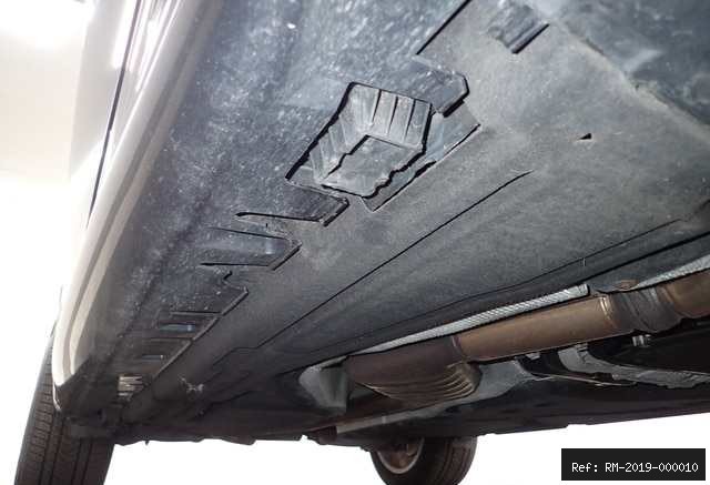 Vehicle photo 26
