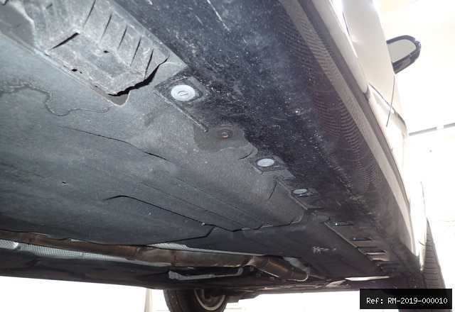 Vehicle photo 29