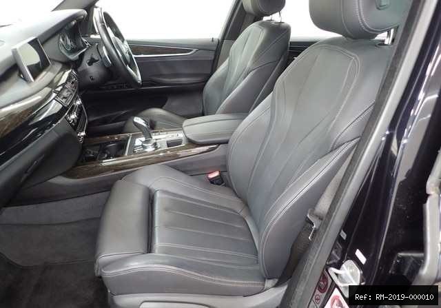 Vehicle photo 25