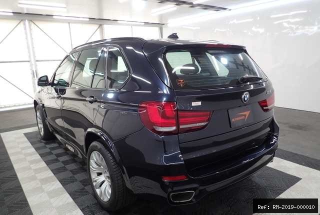 Vehicle photo 45