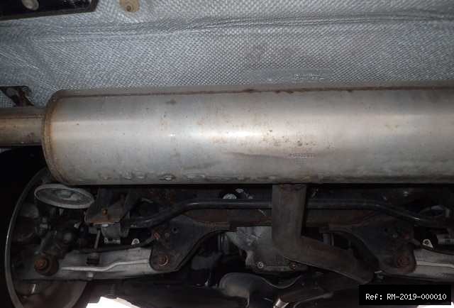 Vehicle photo 30