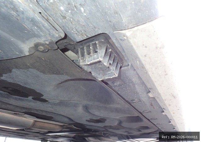 Vehicle photo 16