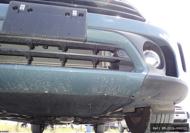 Vehicle photo 13