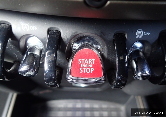 Vehicle photo 36