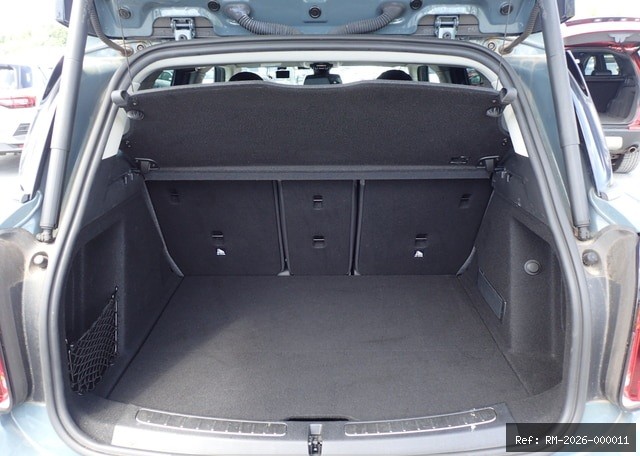 Vehicle photo 27