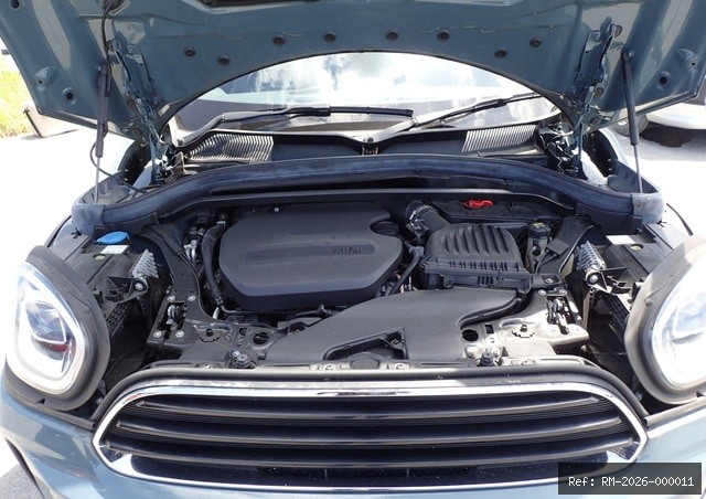Vehicle photo 44