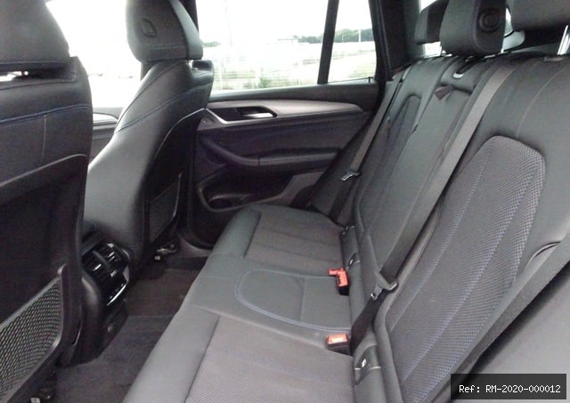 Vehicle photo 25