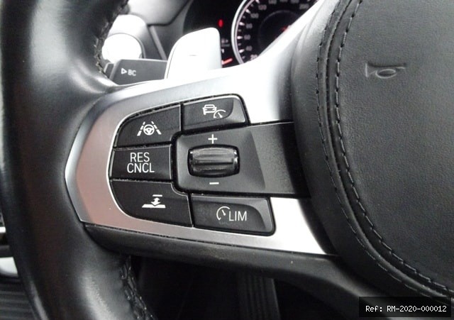 Vehicle photo 46