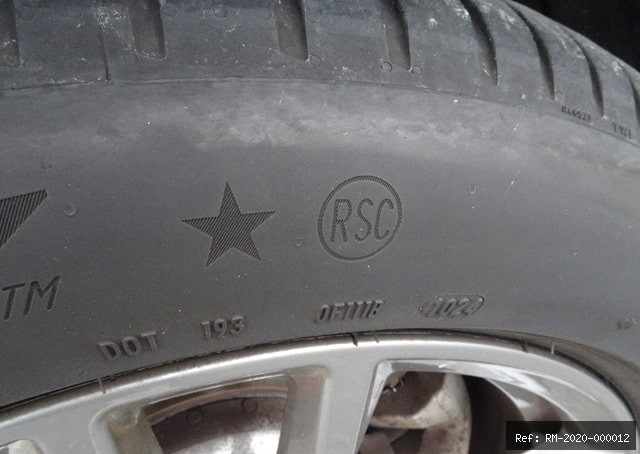 Vehicle photo 52