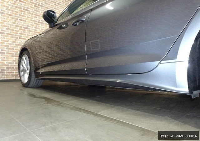 Vehicle photo 19