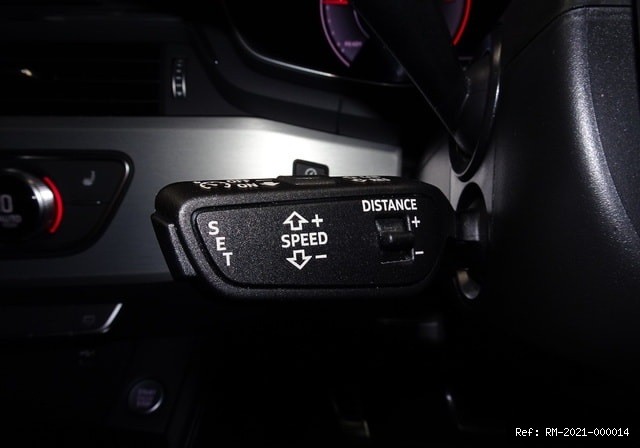 Vehicle photo 54