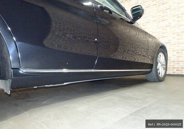 Vehicle photo 20