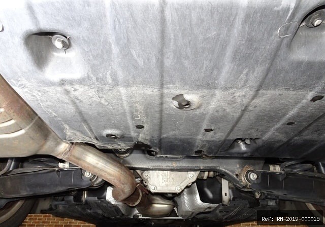 Vehicle photo 19