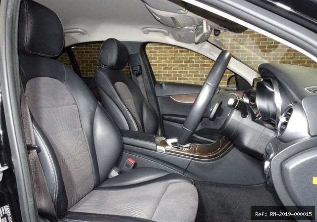 Vehicle photo 29