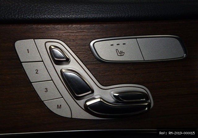 Vehicle photo 52