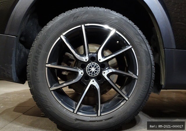Vehicle photo 15