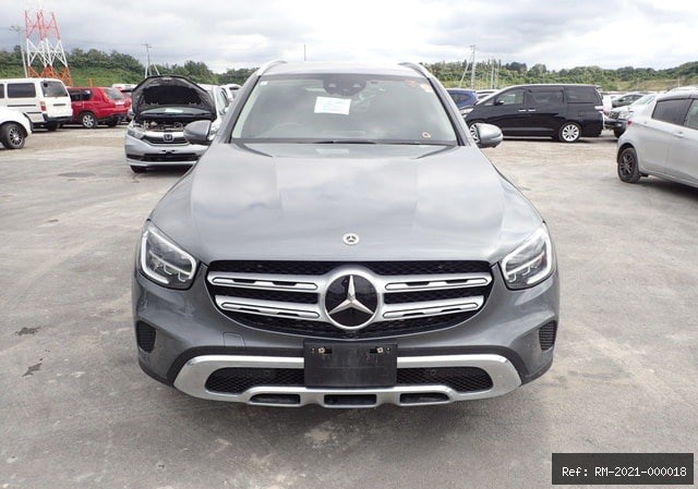 Vehicle photo 2