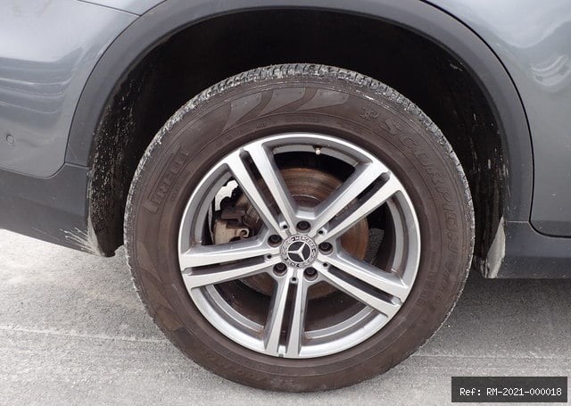 Vehicle photo 13