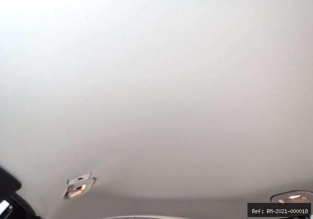 Vehicle photo 23