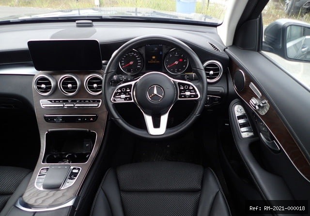 Vehicle photo 26