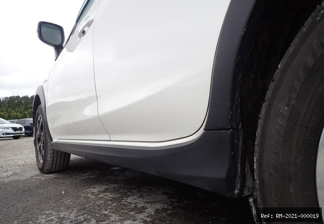 Vehicle photo 19