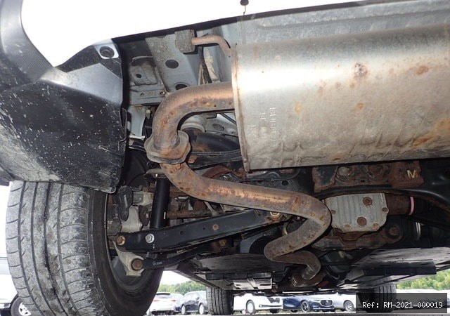 Vehicle photo 14