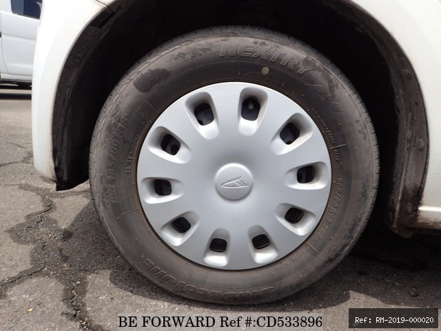 Vehicle photo 8