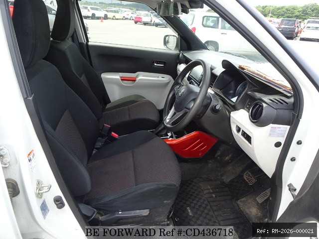 Vehicle photo 23