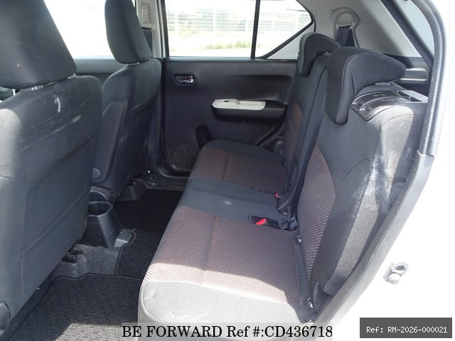 Vehicle photo 26