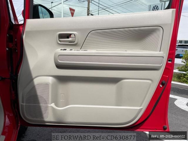 Vehicle photo 13