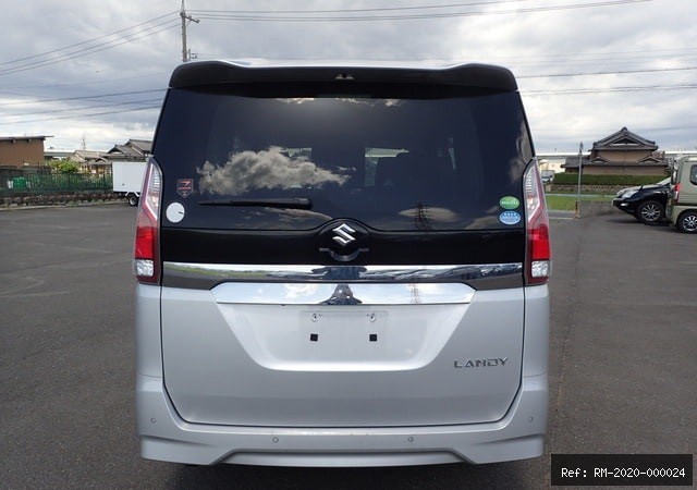 Vehicle photo 5