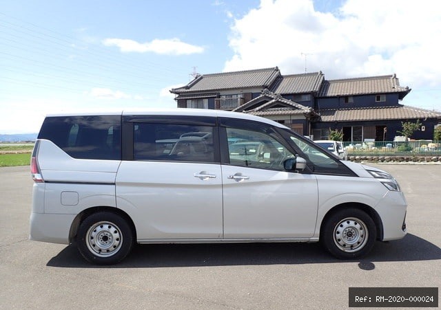 Vehicle photo 7