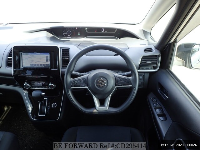 Vehicle photo 35