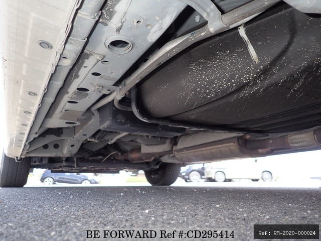 Vehicle photo 17
