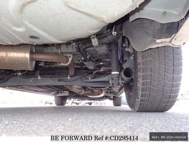 Vehicle photo 19