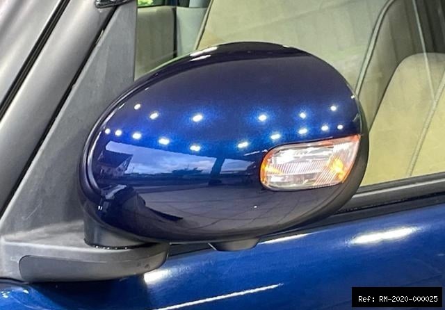 Vehicle photo 13