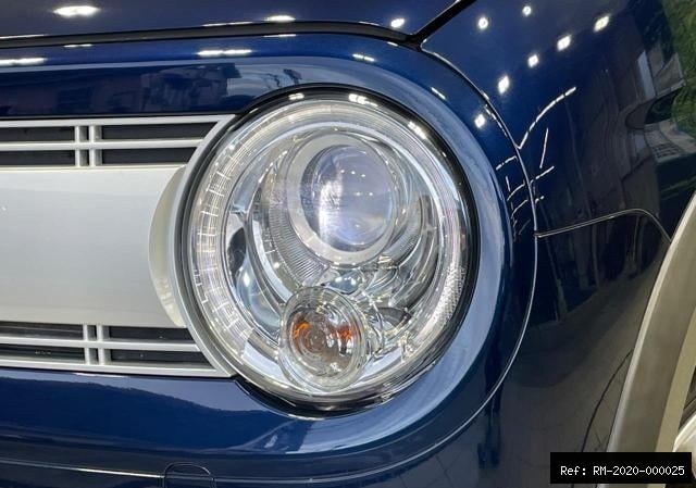 Vehicle photo 14