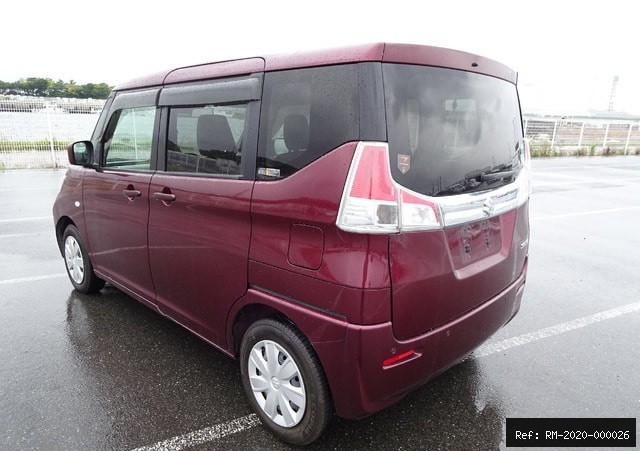Vehicle photo 4